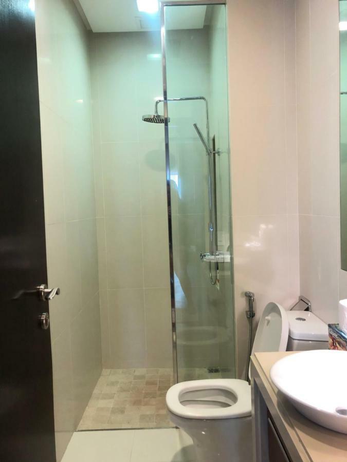 The Suites At Waterside Straits Quay By Plush Bagan Jermal Kamer foto